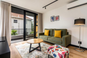 Sea Point 1 Bedroom Apartment - Private Balcony